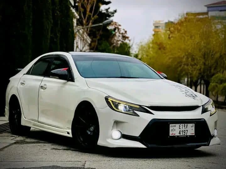 Toyota Mark X 2016
