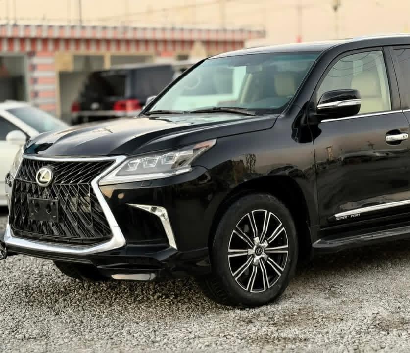 موتر کرایی Lexus LX 570 2018 در کابل، تصویر 1 از 3