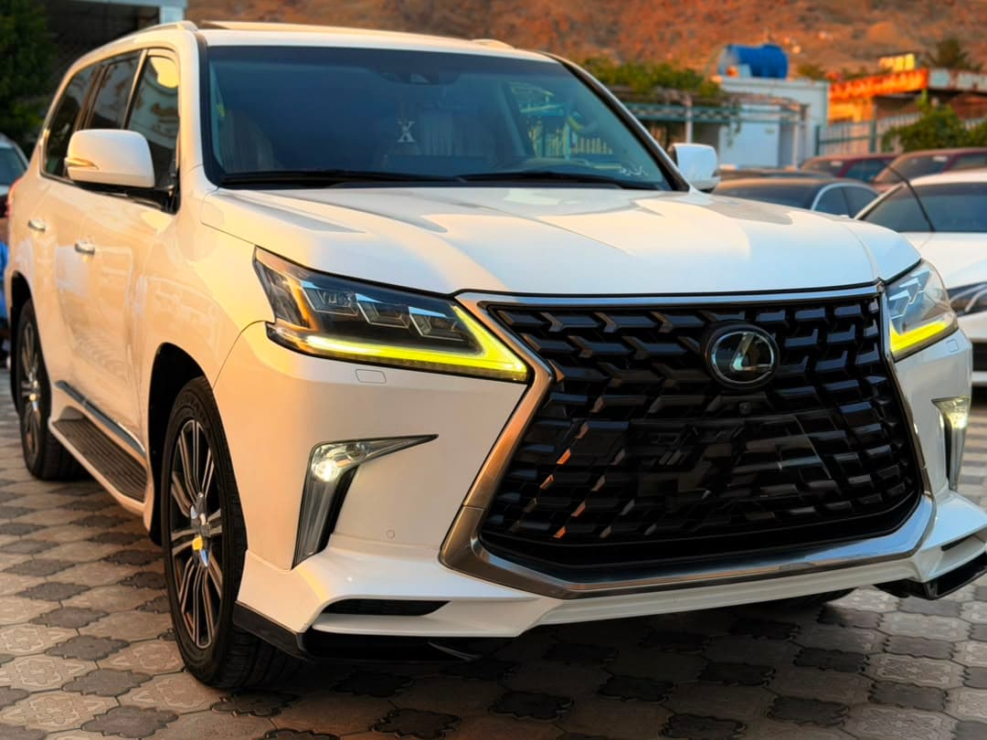 Lexus LX 570 2021 – Nur monatlich