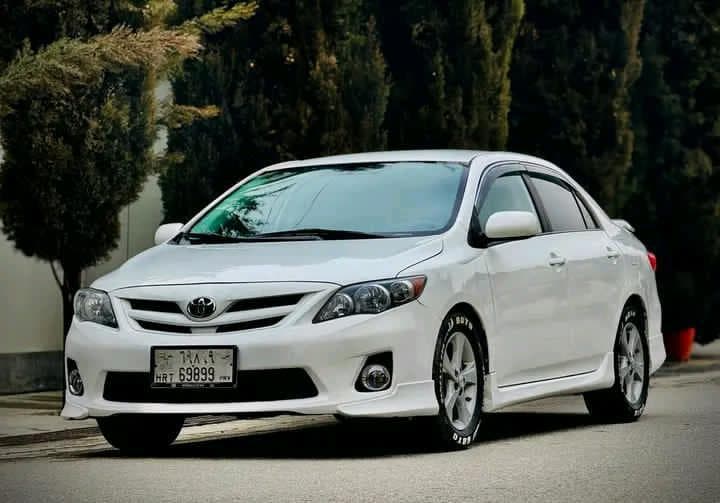 Toyota Corolla 2014 – کمره عقب و رهنمایی GPS