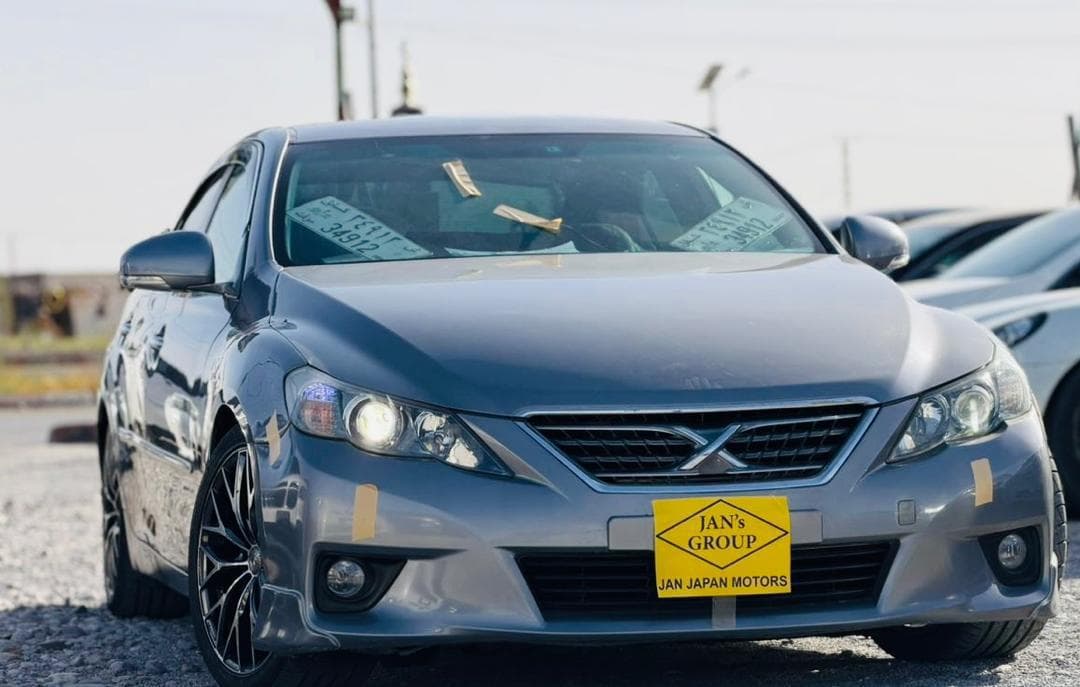 Toyota Mark X 2013