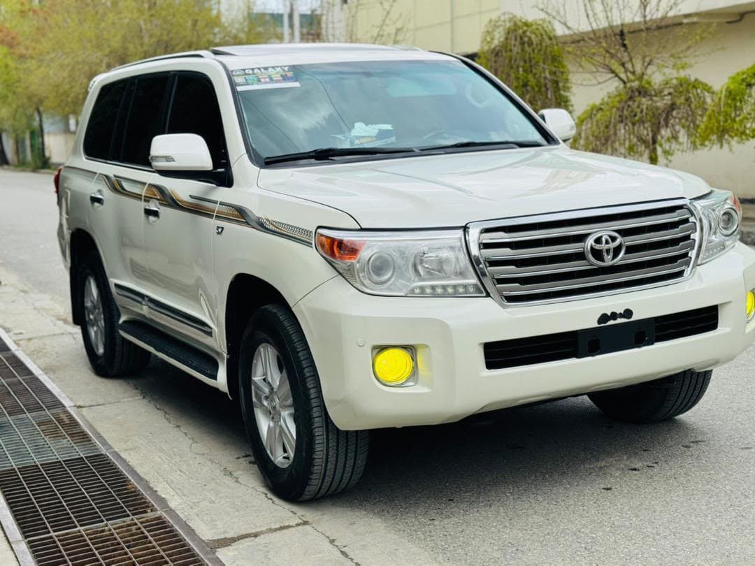 Toyota Land Cruiser 2012