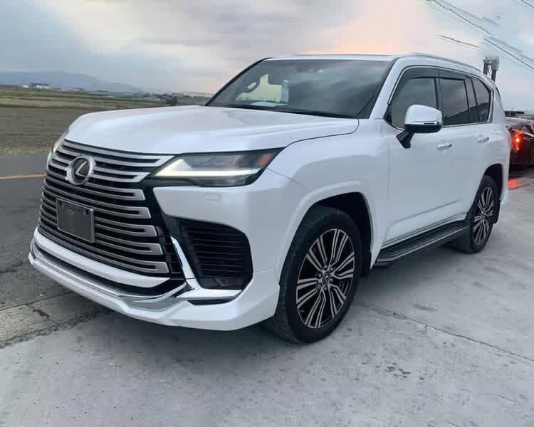 Lexus LX 600 2025