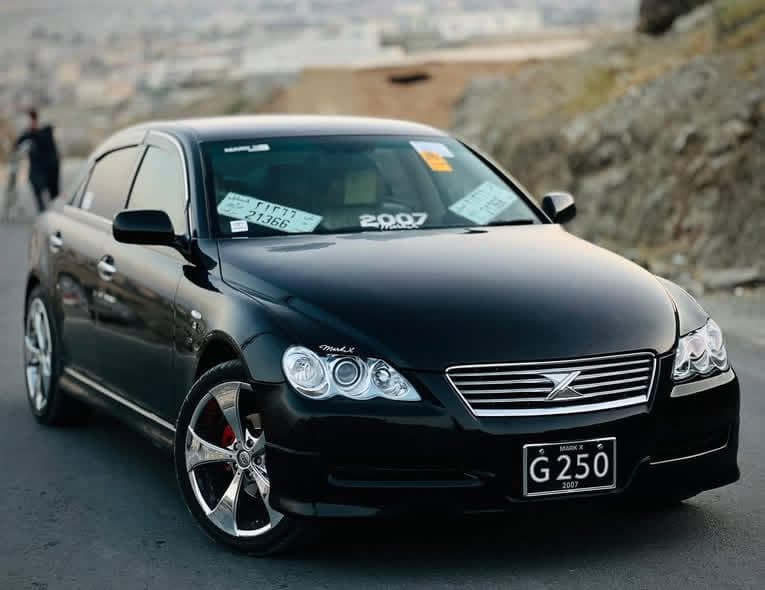 Toyota Mark X 2007 – کمره عقب و رهنمای GPS